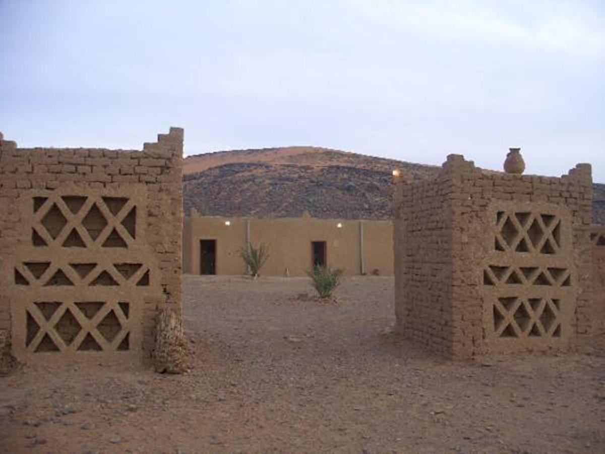 Auberge Camping Tafraoute Montagnes Hotel Tafraoute Sidi Ali Exterior photo